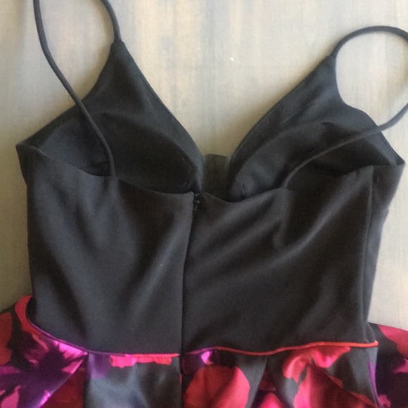 Floral dress - Picture 7 of 8